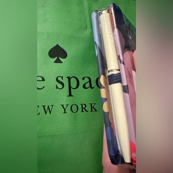 Kate Spade Swing Flora Mini Notebook With Pen - Picture 5 of 5